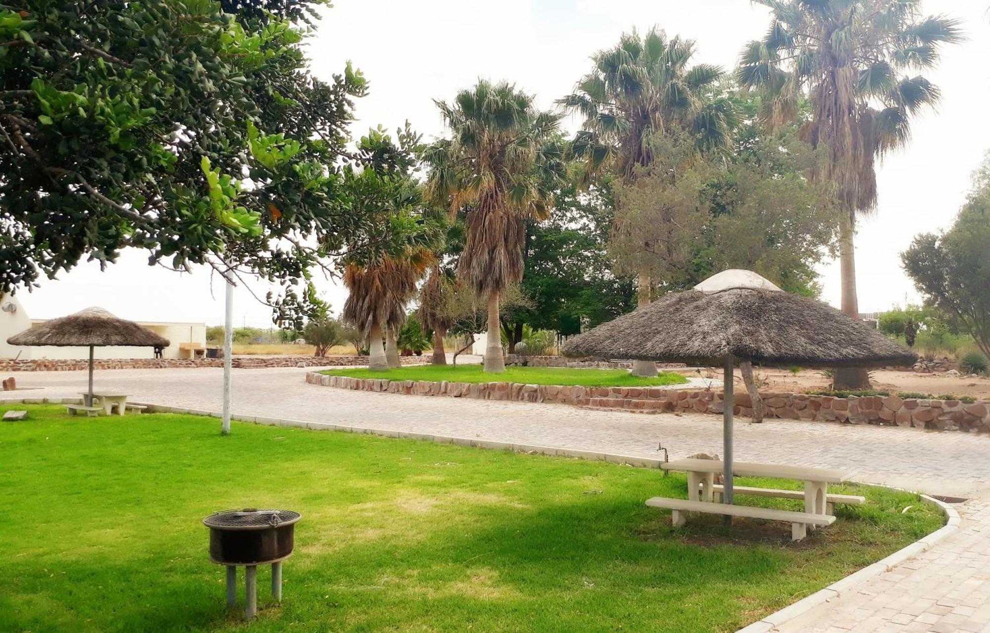 Appartamento East Gate Rest Camp Buitepos Esterno foto