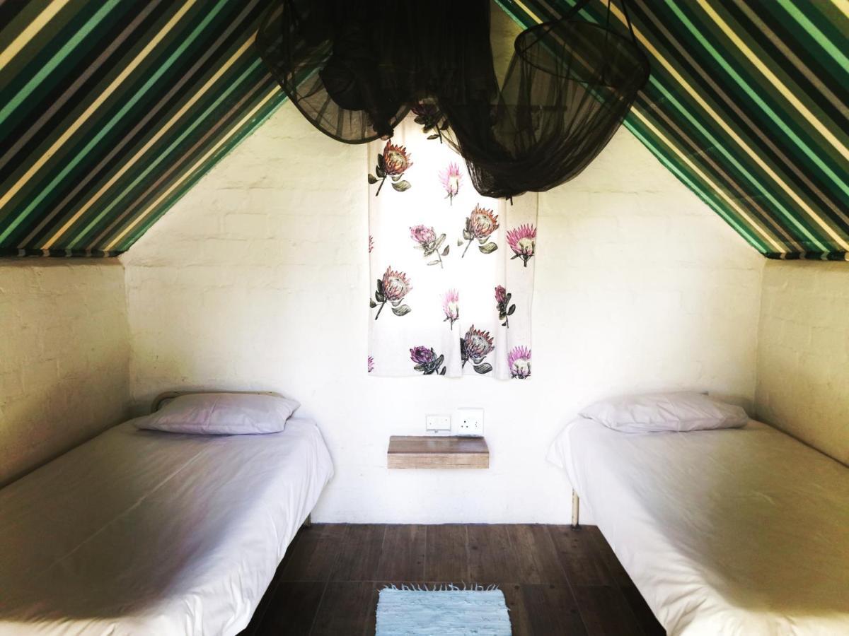 Appartamento East Gate Rest Camp Buitepos Esterno foto